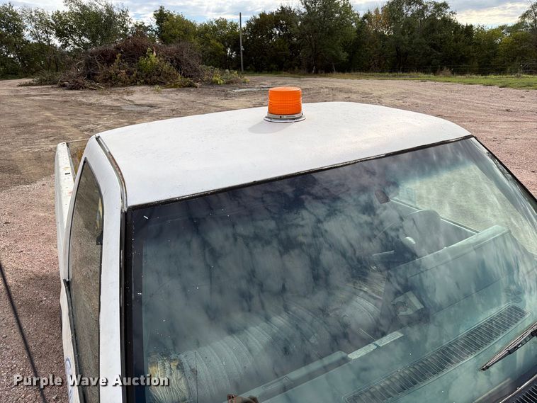 image for item EA0579 1991 Chevrolet C1500 pickup truck