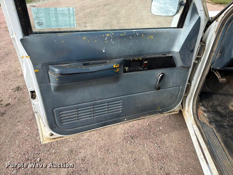 image for item EA0579 1991 Chevrolet C1500 pickup truck