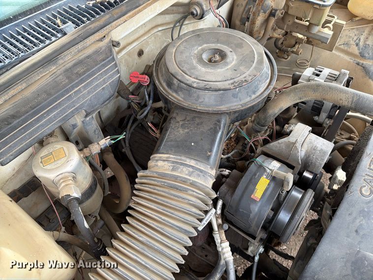 image for item EA0579 1991 Chevrolet C1500 pickup truck