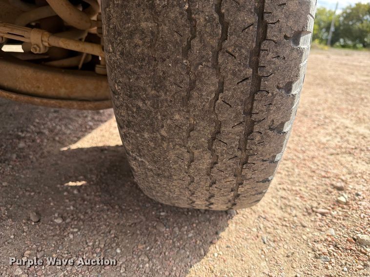 image for item EA0579 1991 Chevrolet C1500 pickup truck
