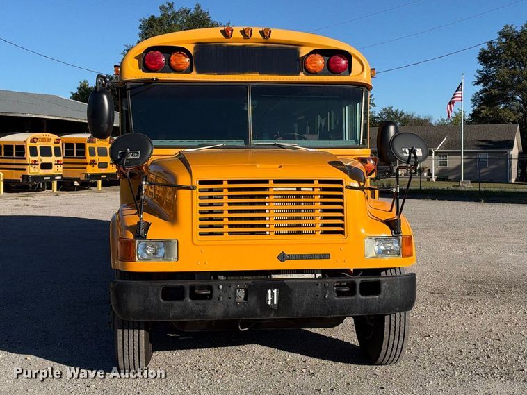 image for item EC4640 2003 International 3800 school bus