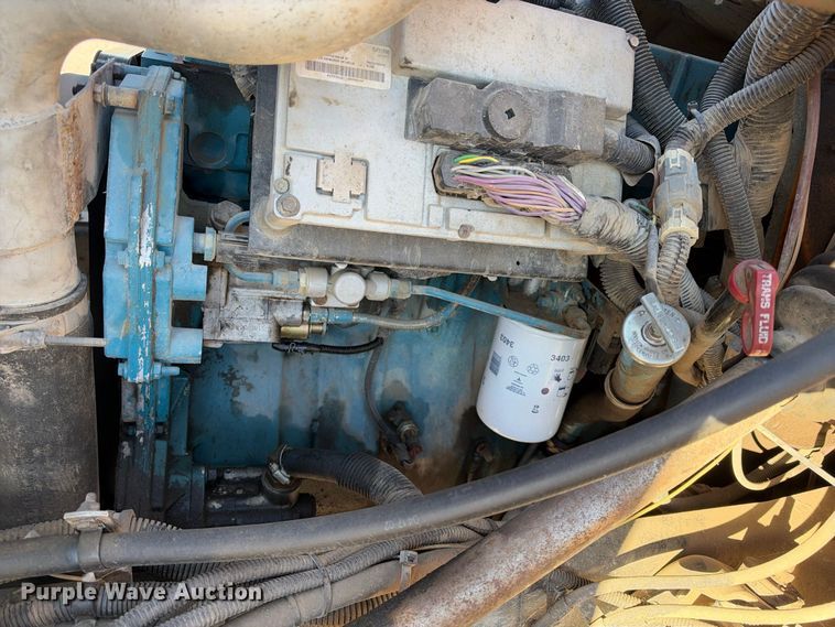 image for item EC4640 2003 International 3800 school bus
