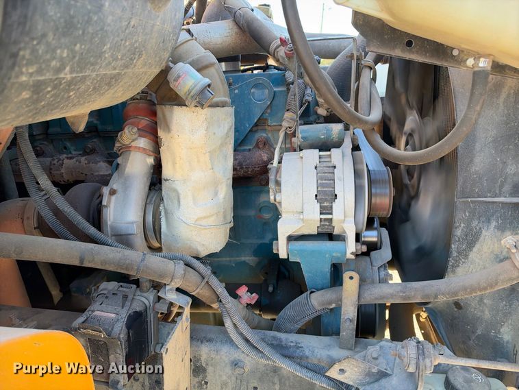 image for item EC4640 2003 International 3800 school bus