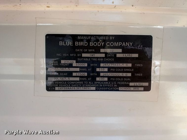 image for item EC4640 2003 International 3800 school bus