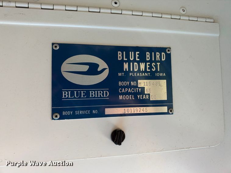 image for item EC4640 2003 International 3800 school bus