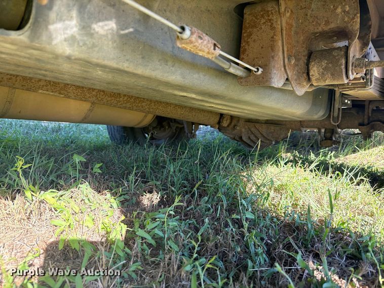 image for item EI7769 2007 Chevrolet Silverado 2500HD Ext. Cab utility bed pickup truck