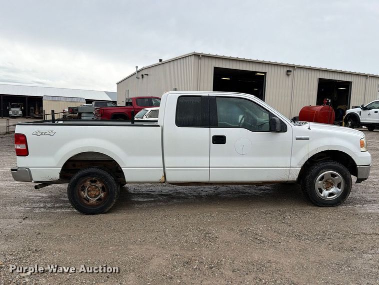 image for item EO8782 2005 Ford F150 Ext. Cab pickup truck