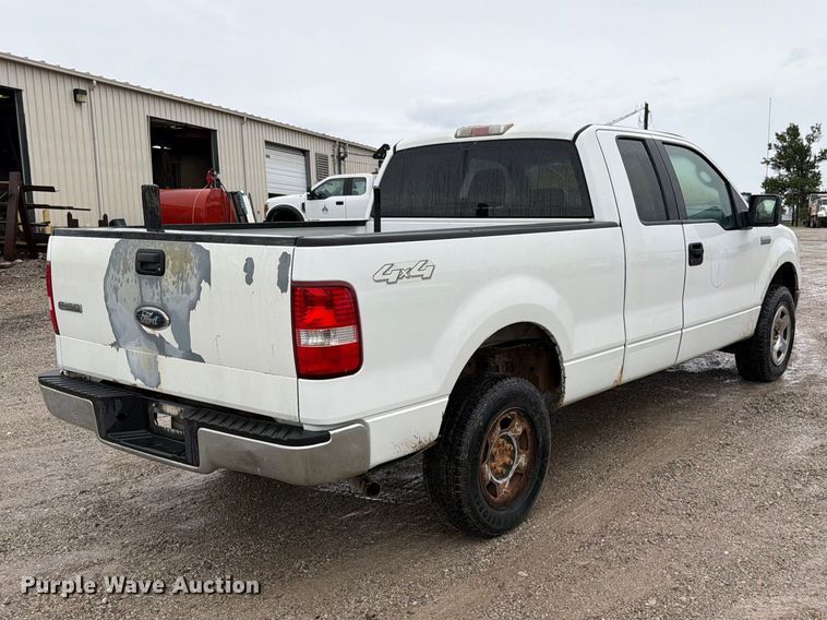 image for item EO8782 2005 Ford F150 Ext. Cab pickup truck