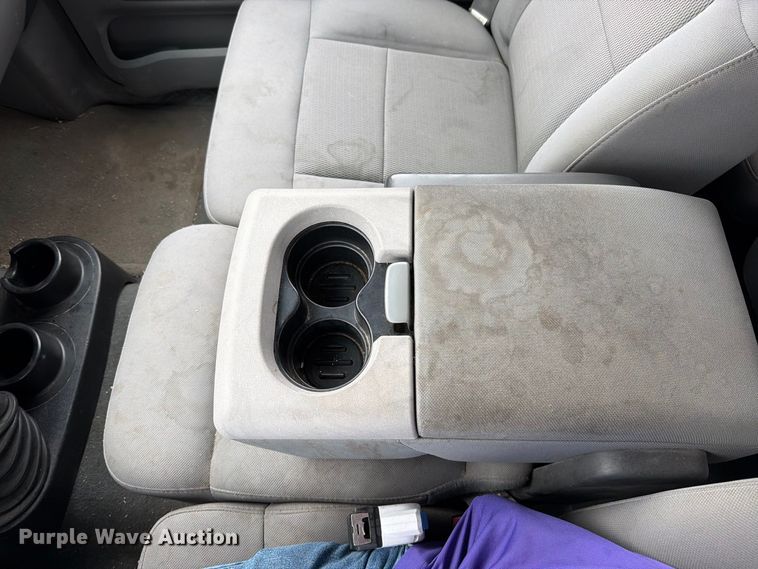 image for item EO8782 2005 Ford F150 Ext. Cab pickup truck