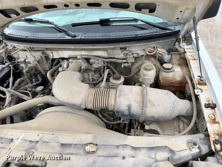 image for item EO8782 2005 Ford F150 Ext. Cab pickup truck