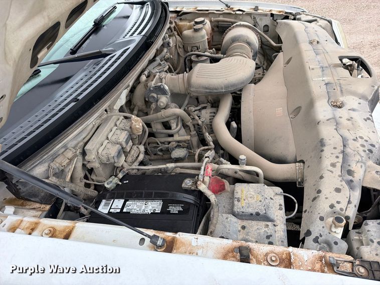 image for item EO8782 2005 Ford F150 Ext. Cab pickup truck