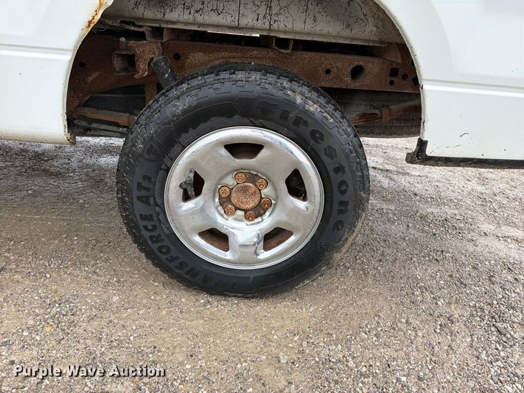 image for item EO8782 2005 Ford F150 Ext. Cab pickup truck