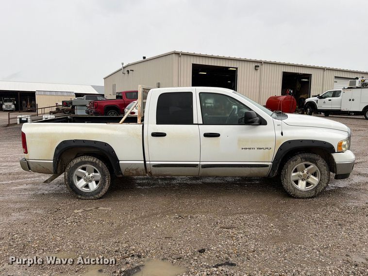 image for item EO8783 2003 Dodge Ram 1500 Crew Cab pickup truck