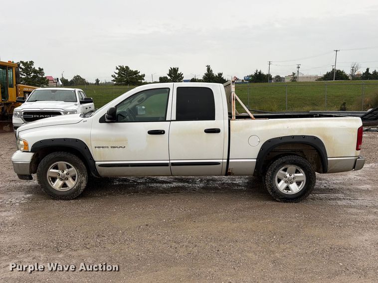 image for item EO8783 2003 Dodge Ram 1500 Crew Cab pickup truck