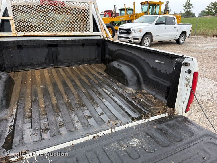image for item EO8783 2003 Dodge Ram 1500 Crew Cab pickup truck