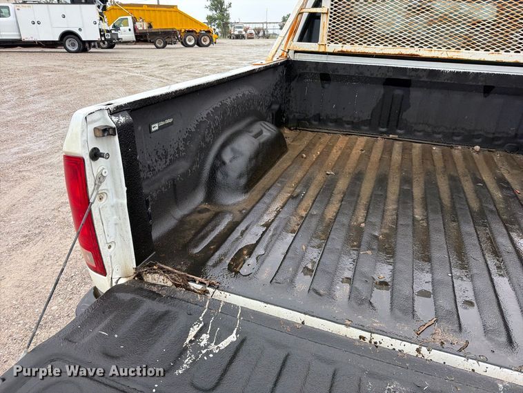 image for item EO8783 2003 Dodge Ram 1500 Crew Cab pickup truck