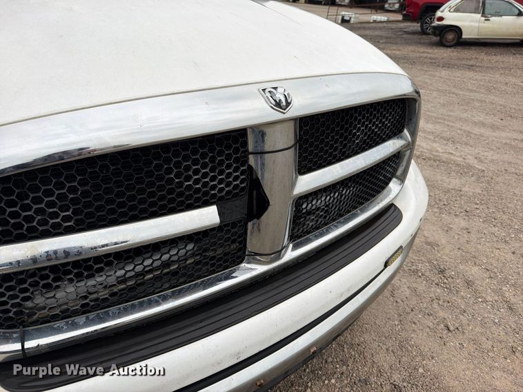 image for item EO8783 2003 Dodge Ram 1500 Crew Cab pickup truck