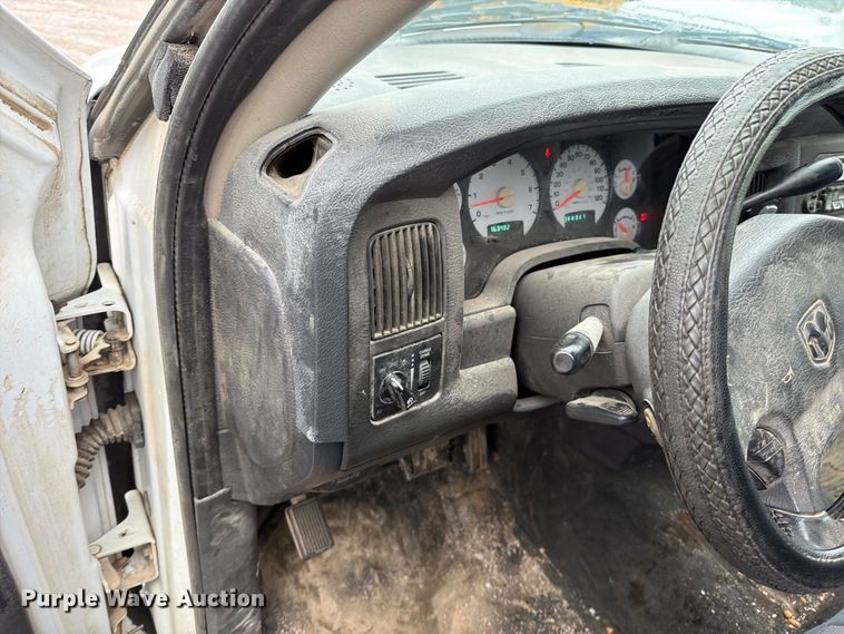 image for item EO8783 2003 Dodge Ram 1500 Crew Cab pickup truck