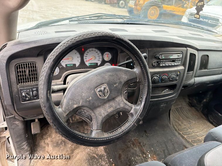 image for item EO8783 2003 Dodge Ram 1500 Crew Cab pickup truck