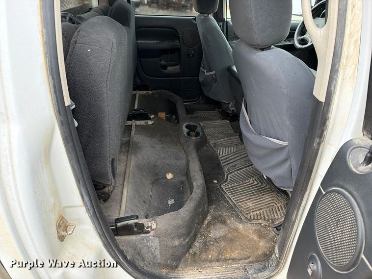 image for item EO8783 2003 Dodge Ram 1500 Crew Cab pickup truck