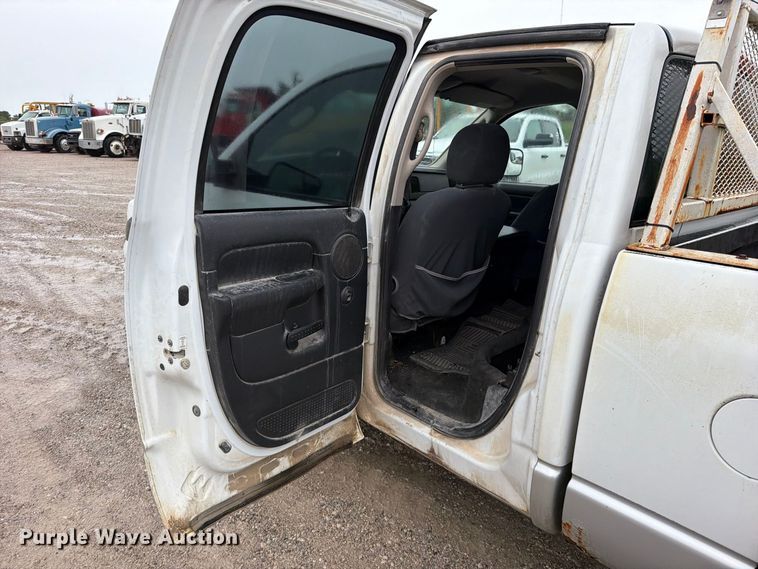 image for item EO8783 2003 Dodge Ram 1500 Crew Cab pickup truck