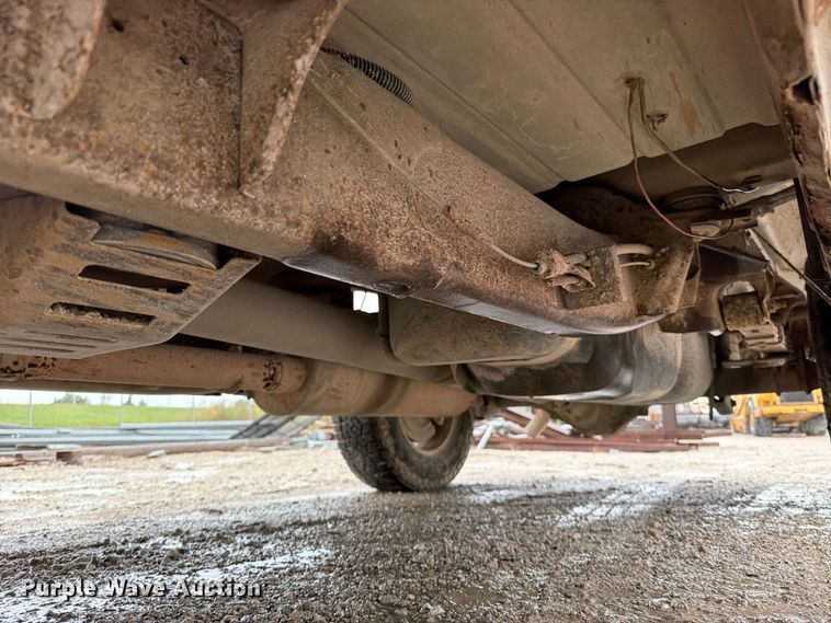 image for item EO8783 2003 Dodge Ram 1500 Crew Cab pickup truck