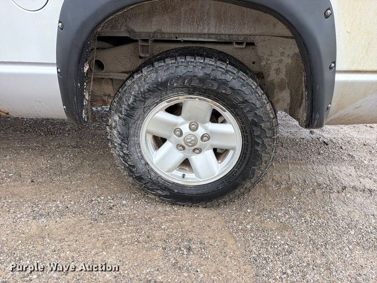 image for item EO8783 2003 Dodge Ram 1500 Crew Cab pickup truck