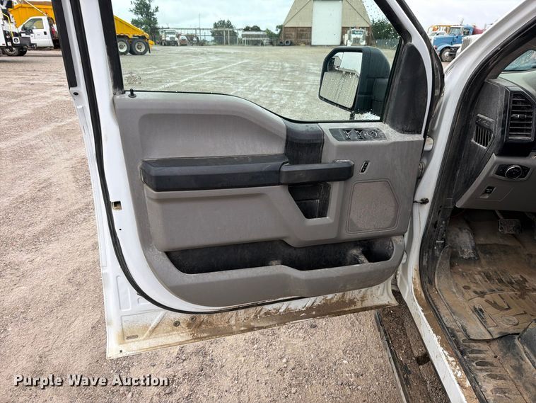 image for item EO8784 2018 Ford F150 Crew Cab pickup truck