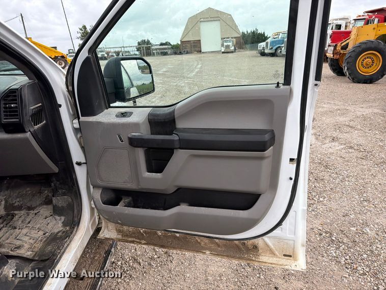 image for item EO8784 2018 Ford F150 Crew Cab pickup truck