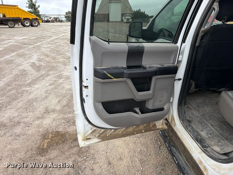 image for item EO8784 2018 Ford F150 Crew Cab pickup truck
