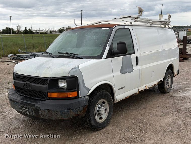 image for item EO8785 2006 Chevrolet Express 2500 van