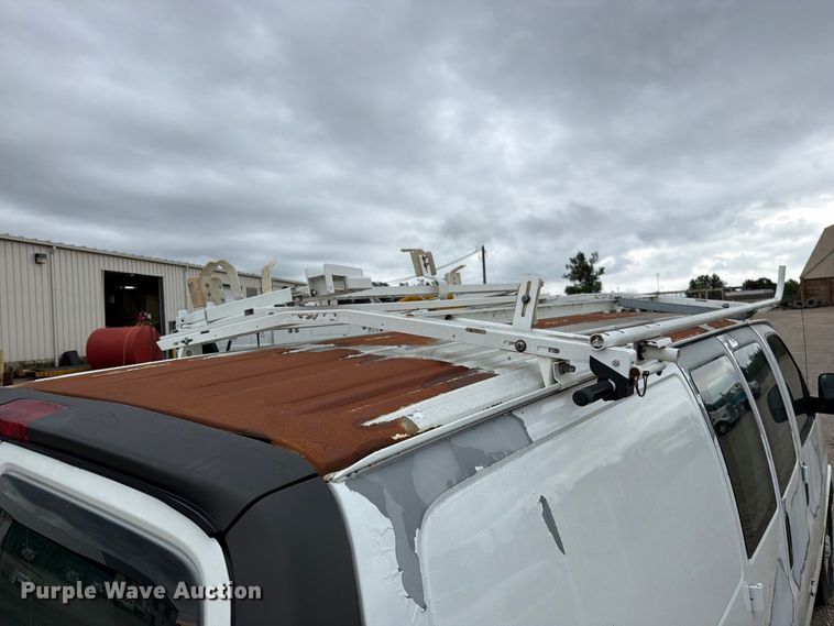 image for item EO8785 2006 Chevrolet Express 2500 van