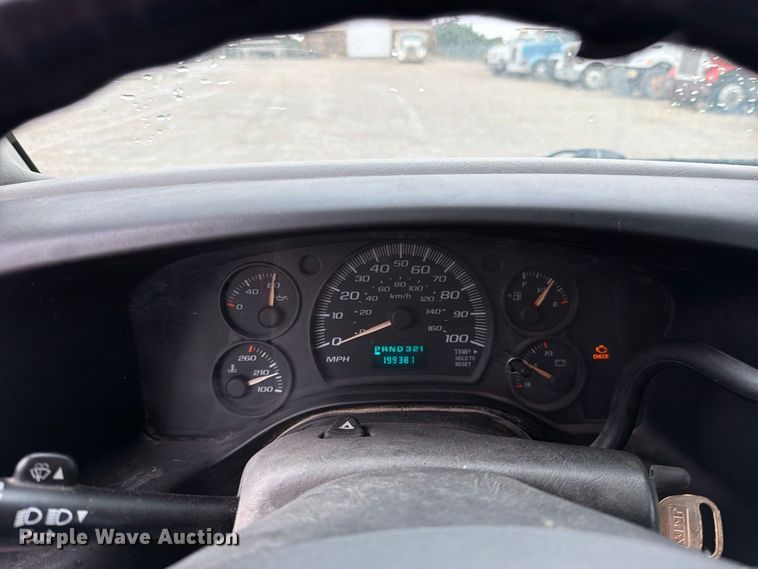 image for item EO8785 2006 Chevrolet Express 2500 van
