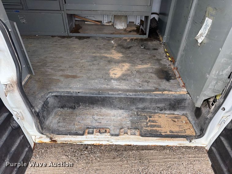 image for item EO8785 2006 Chevrolet Express 2500 van