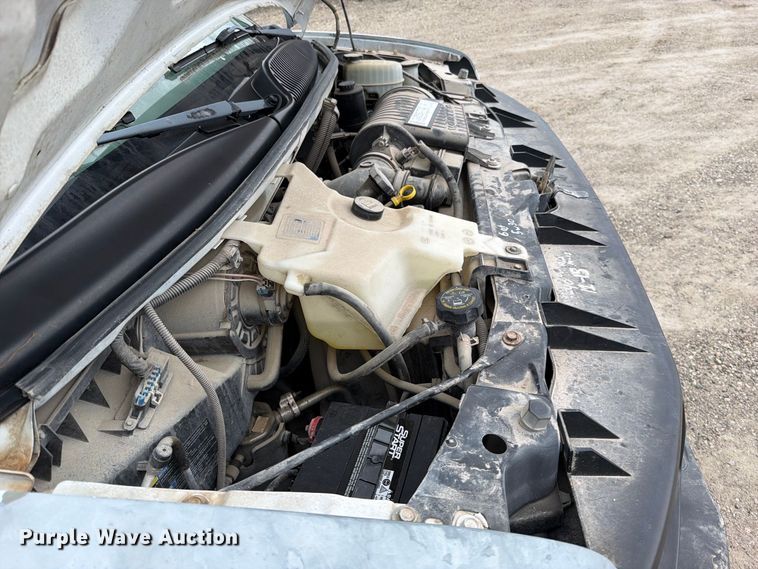 image for item EO8785 2006 Chevrolet Express 2500 van