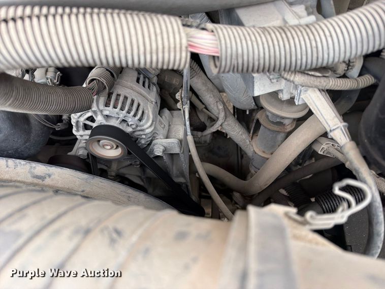 image for item EO8785 2006 Chevrolet Express 2500 van