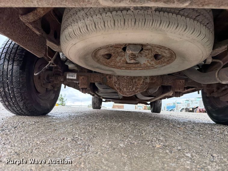 image for item EO8785 2006 Chevrolet Express 2500 van