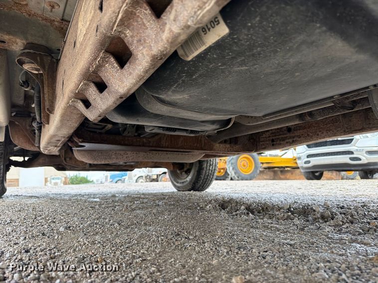 image for item EO8785 2006 Chevrolet Express 2500 van