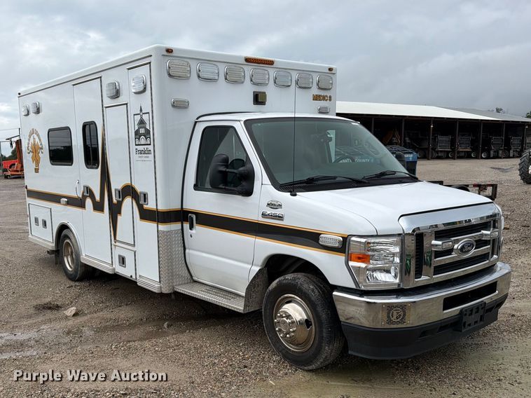 image for item EO8786 2022 Ford E450 ambulance