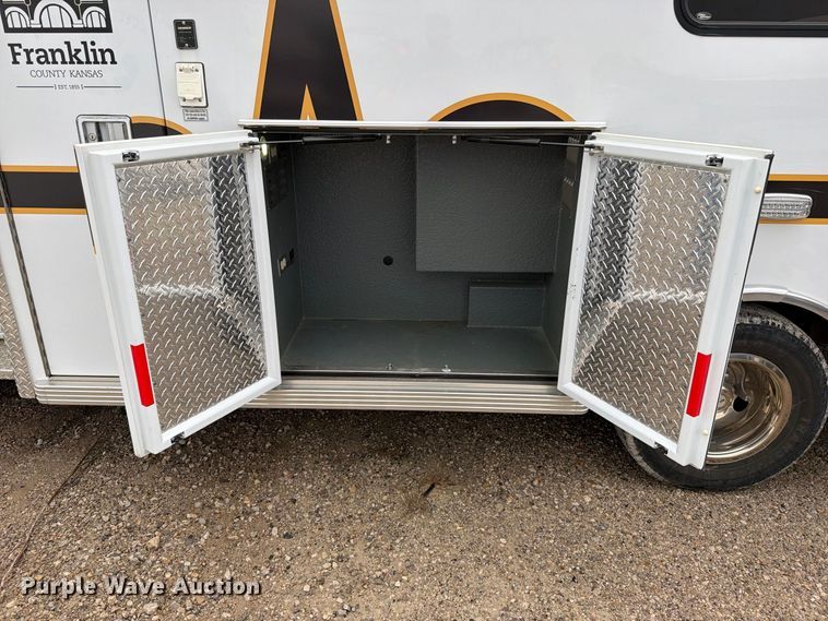 image for item EO8786 2022 Ford E450 ambulance