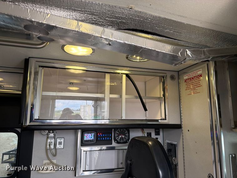 image for item EO8786 2022 Ford E450 ambulance