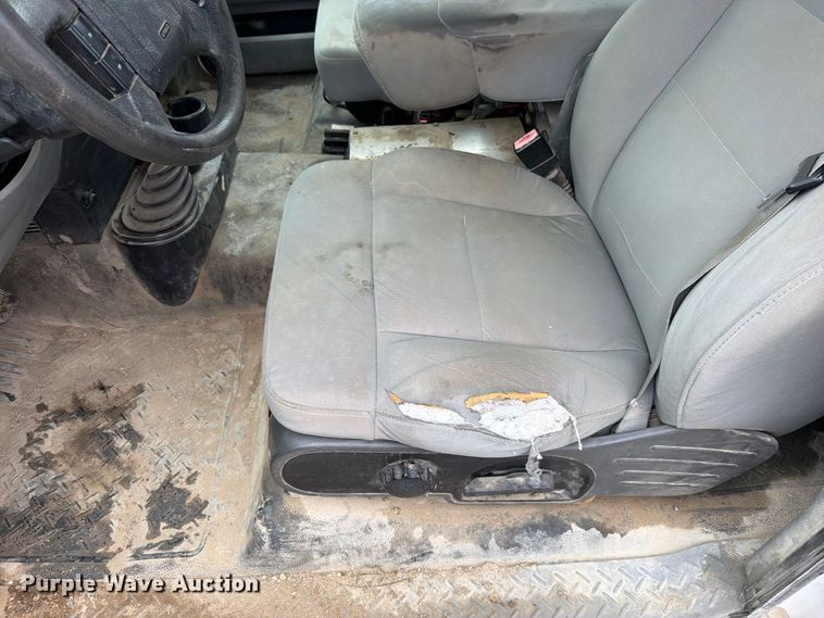 image for item EO8788 2008 Ford F150 Ext. Cab pickup truck