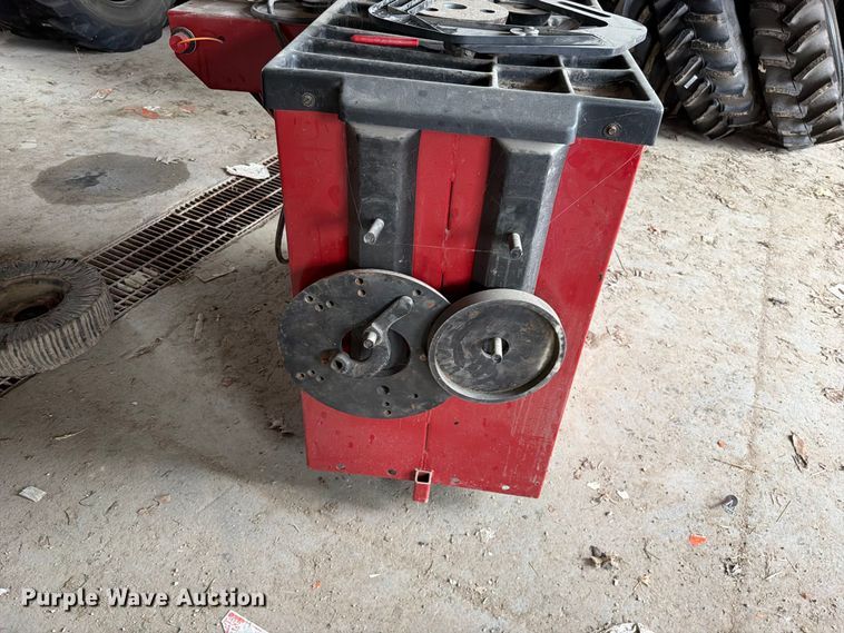 image for item EO8791 Coats 6450 Heavy Duty tire balancer