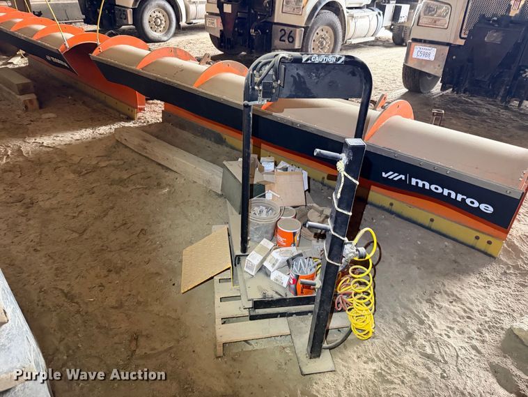image for item EO8791 Coats 6450 Heavy Duty tire balancer