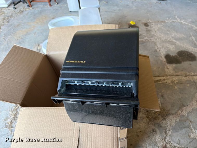 image for item EP7909 Building materials
