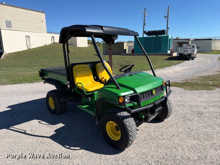 image for item EP7911 2006 John Deere HPX Gator utility vehicle