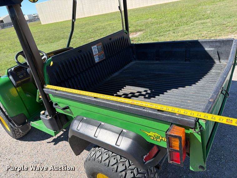 image for item EP7911 2006 John Deere HPX Gator utility vehicle