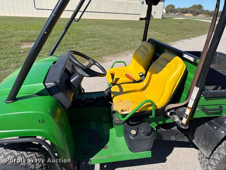 image for item EP7911 2006 John Deere HPX Gator utility vehicle
