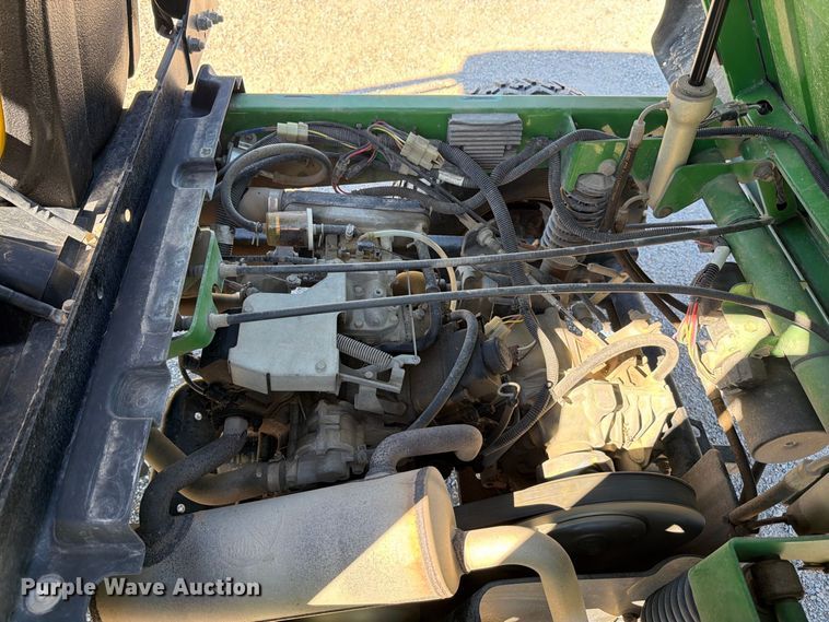image for item EP7911 2006 John Deere HPX Gator utility vehicle