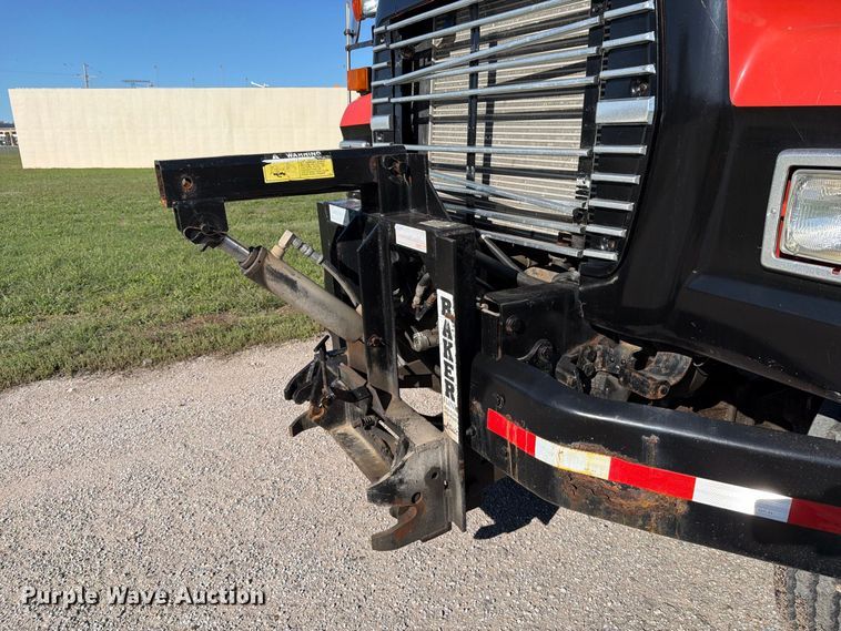 image for item EP7912 1995 Ford L8000 dump truck